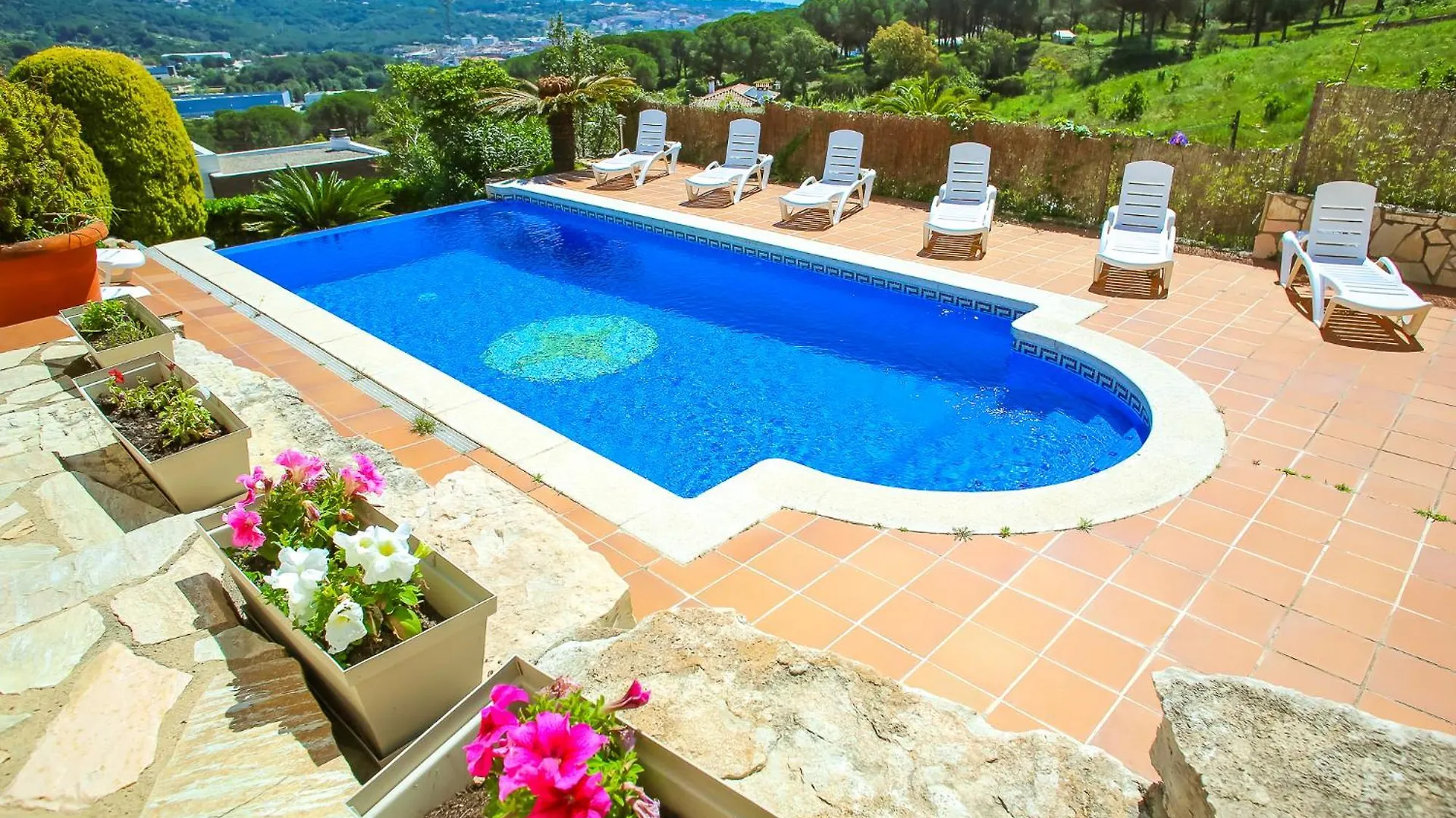 Cl03 Villa Jaruco Lloret de Mar